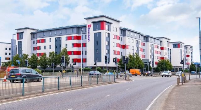 En Suite Rooms, GILLINGHAM, Забронировать Отель Джиллингем Кент