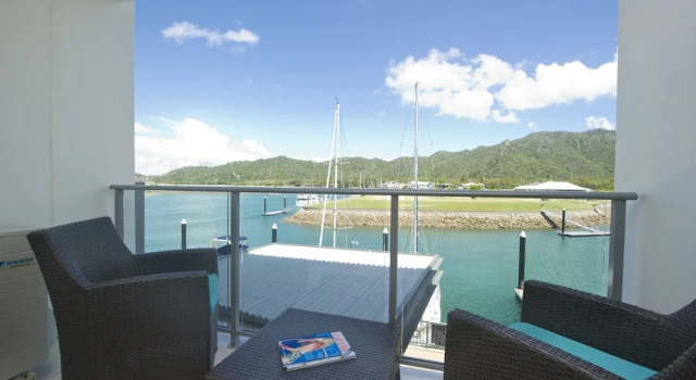 Blue on Blue Studio Room 1242, Book Hotel Hoteller i Magnetic Island med pool, Swimmingpool