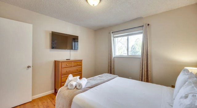 Коттедж с 5 комнатами с балконом Lovely Colorado Springs Home: Mtn Views & Hot Tub!