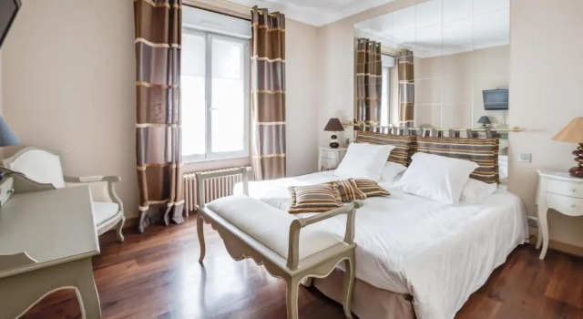 Hostellerie de la Renaissance, Đặt Khách sạn Khách sạn ở Orne bao gồm bữa sáng, Bữa sáng