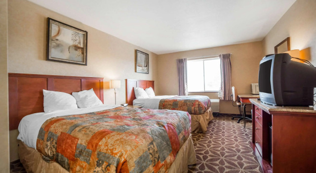 Четырёхместный номер Standard Rodeway Inn & Suites Nampa