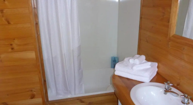 Коттедж Osprey Lodge & Bungalow