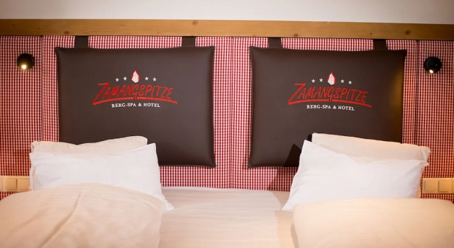Одноместный номер Standard с красивым видом из окна Berg SPA & Hotel Zamangspitze