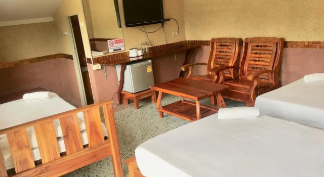 Teepak Suanmon, Reserva ahora Hotel Non Din Daeng Tailandia