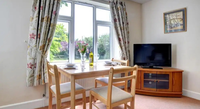 Modern Apartment in Saint Merryn Near Beach, Varaa Huoneisto Asunnot kohteessa Merseyside, Huoneisto