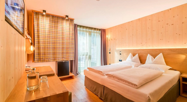 Mountain Design Hotel Eden Selva, Забронировать Бутик-отель Отели Сельва-ди-Валь-Гардена с завтраком, рядом с Кресельный подъёмник Фунджейя (нижняя станция), Завтраки