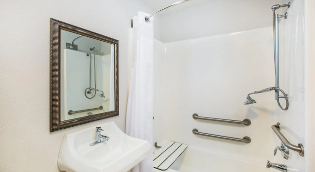 Двухместный номер Standard Holiday Inn Express & Suites Bellevue -Omaha Area- by IHG