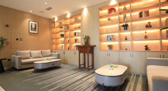 Moon Green Bamboo Hotel