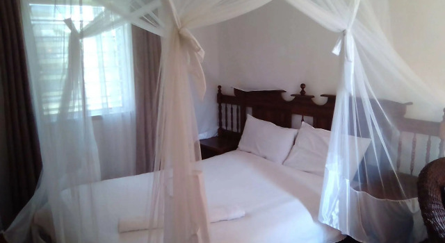 Kuku Royal Lodge, Book Pension Hoteller i Copperbelt Province med pool, Swimmingpool