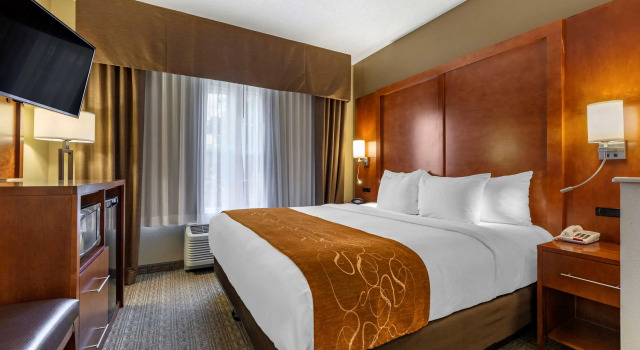 Comfort Suites Marquette, Rezerwuj Hotel Marquette Michigan