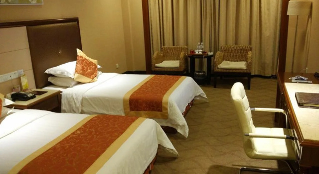 Huian Chongwu Straits Hotel - Quanzhou, Book Hotel Quanzhou Fujian