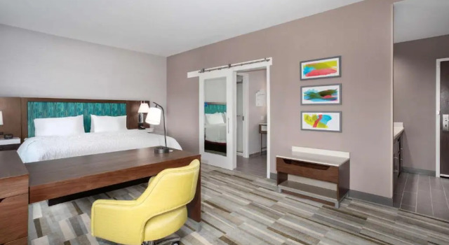 Люкс Hampton Inn & Suites Watsonville