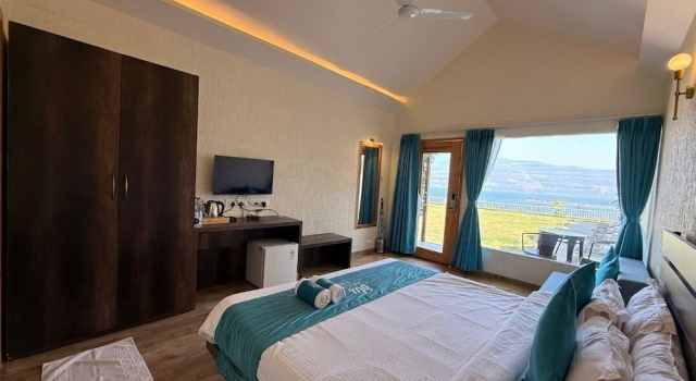 Blu Water Resort, Book Resort Karanjale India