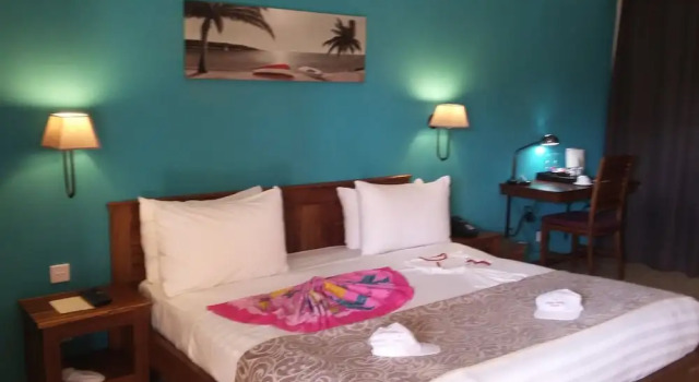 Номер Deluxe с балконом Jalsa Beach Hotel & Spa