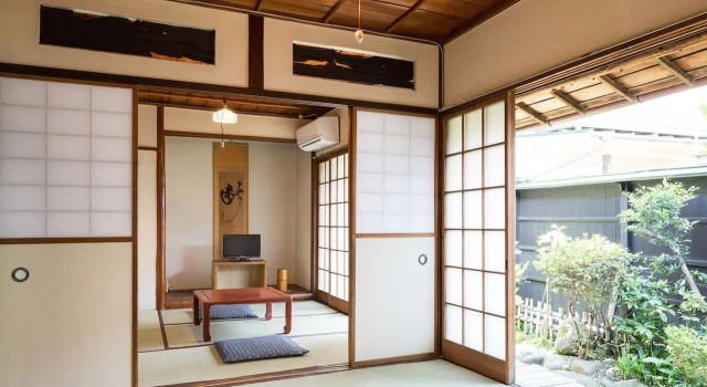 Люкс с красивым видом из окна Hinode Ryokan