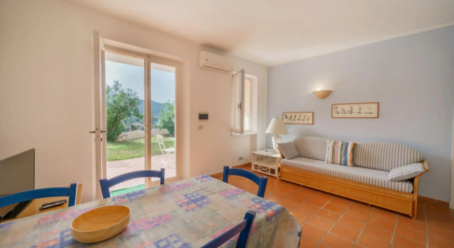 Two room apartment with beautiful terrace close to Forno beach-BAIA BLU N°5, Book Apartment Portoferraio Elba