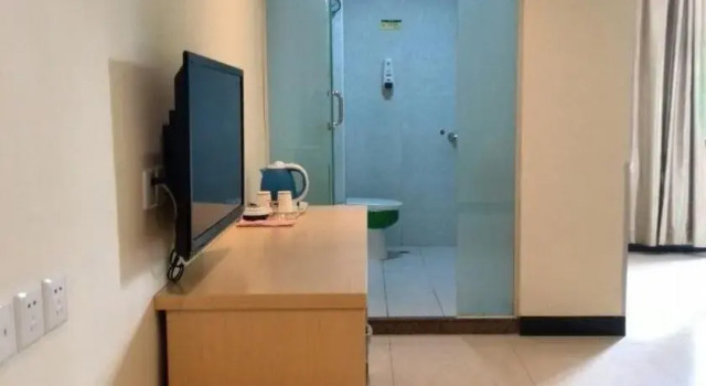 8 Inn (Dongguan Dalang RT-Mart), Boek Hotel Hotels in Guangdong met parkeren, Parkeren
