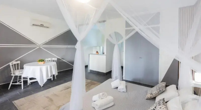 Полулюкс Holiday Eolie Village Porto