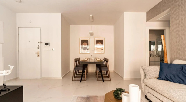Central and Luxury New 2BR&2Bth - Private Parking