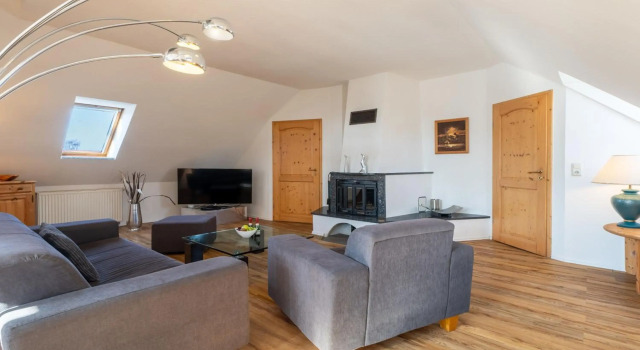 Ferienwohnung in der Villa Seeadler Bussard, Book Villa Zinnowitz Usedom