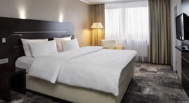 Двухместный люкс с балконом Mercure Hotel Lüdenscheid