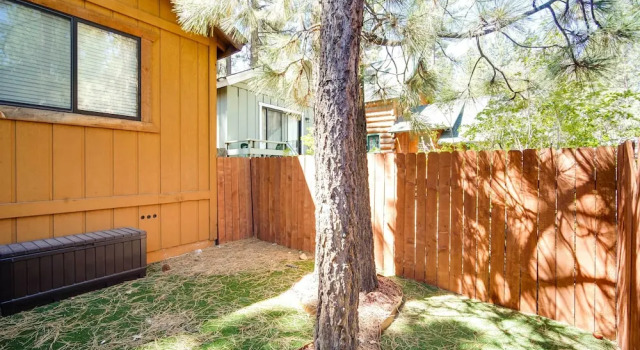 Коттедж < 3 Mi to Lake: 'goldilodge' Big Bear Lake Cabin