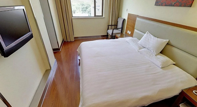 Hanting Express Hotel Shanghai Minsheng Road, Varaa Hotelli Shanghai Shanghai