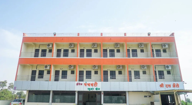 OYO 14630 panchwati, Réserver Hôtel Hôtels à Maharashtra avec piscine, Piscine