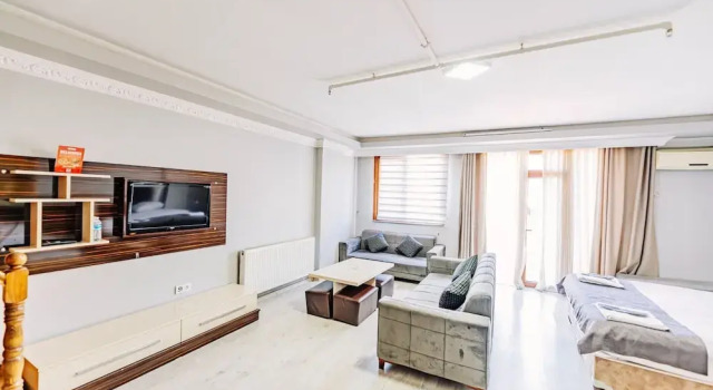 Семейные апартаменты с балконом Diamond Suite & Residence