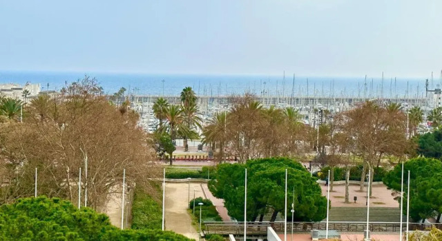 Апартаменты Lets Holidays Apartment Sea Views in Barcelona