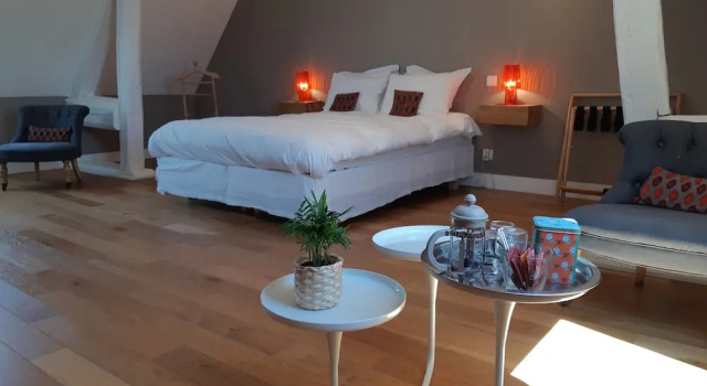 La Petite Grange, Boek Hotel Beaumont-la-Ronce Centre