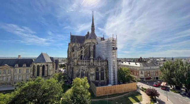 Апартаменты Пентхаус Les Suites 7 Anges - Vue Cathédrale, Parking & Centre Historique Reims