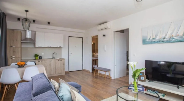 Apartment Navis