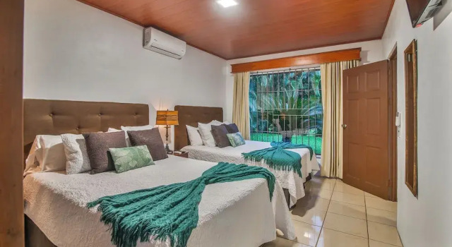 Коттедж Casa Heliconias La Fortuna