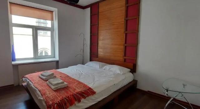 Апартаменты c 1 комнатой Opera View Apartment !!! Chornovola Avenue 1