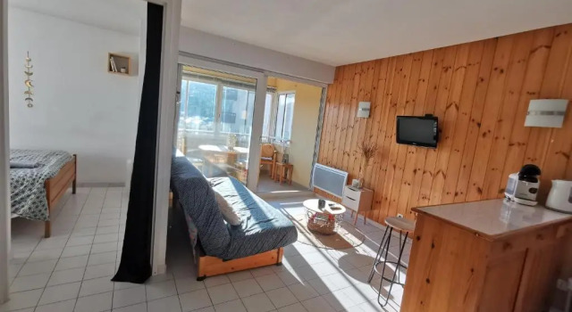 Appartement T2 en résidence, centre ville d'Embrun, Забронировать Апартаменты/квартира Амбрён Lac de Serre-Ponçon