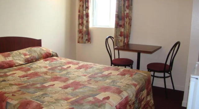 Standardowy dwuosobowy pokój Hotel Quartier Latin Montréal