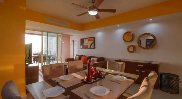 Номер Standard Grand Venetian Beachfront Condos