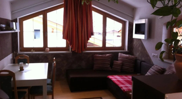 Haus Schiestl, Rezerwuj Hotel Hotele w Tyrol z parkingiem, Parking