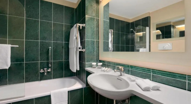 Двухместный номер Standard Hilton Garden Inn Rome Airport