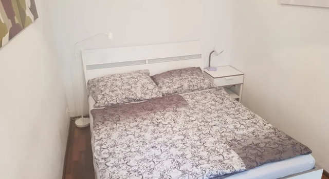 Amazing Flat near Center