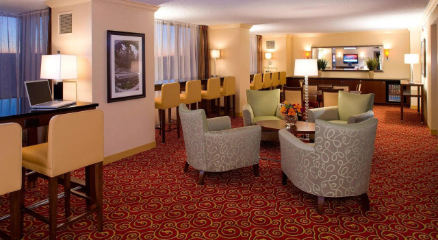 Четырёхместный номер Standard Marriott St. Louis West