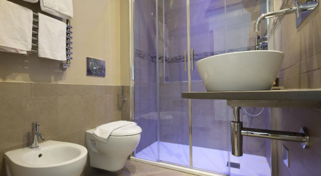 Номер Comfort Hotiday Diano Marina