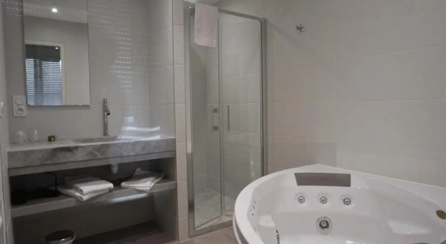 Люкс Hostellerie Saint Germain
