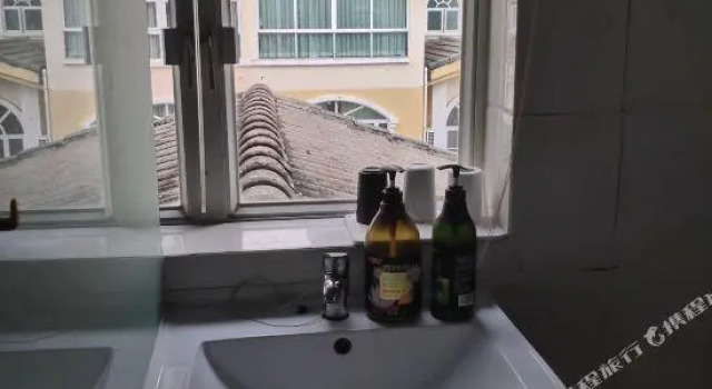 New Student Youth Hostel (Zhuhai Gongbei Port Villa), Boek Hostel Hostels in Guangdong, Hostel