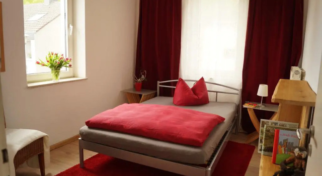 Hof am Rhein, Buchen Sie Ferienwohnung Eil Köln