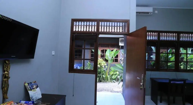 RedDoorz @ Dewi Sita Seminyak, Забронировать Отель Семиньяк Бадунг