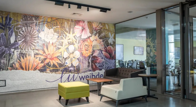 Liv Weibdeh Hotel Suites, Забронировать Отель Аль Абдали Амман, рядом с Римский театр Аммана
