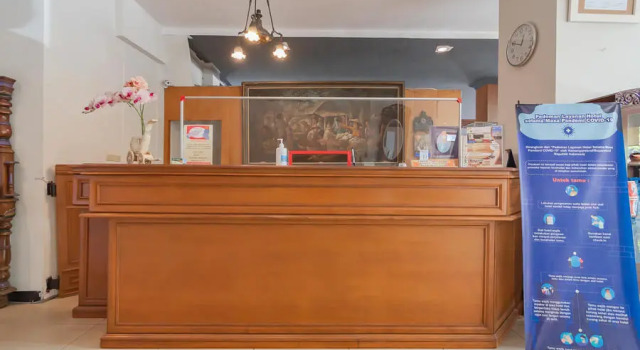 Hotel Yehezkiel Surapati