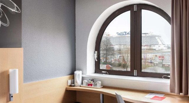 Двухместный номер Standard с видом на гавань ibis Southampton